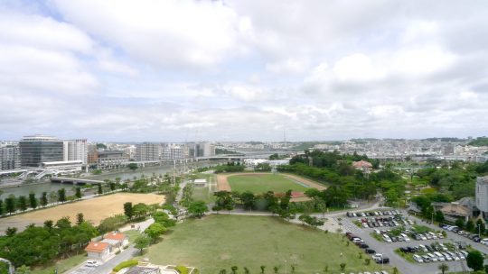 南東側の運動公園