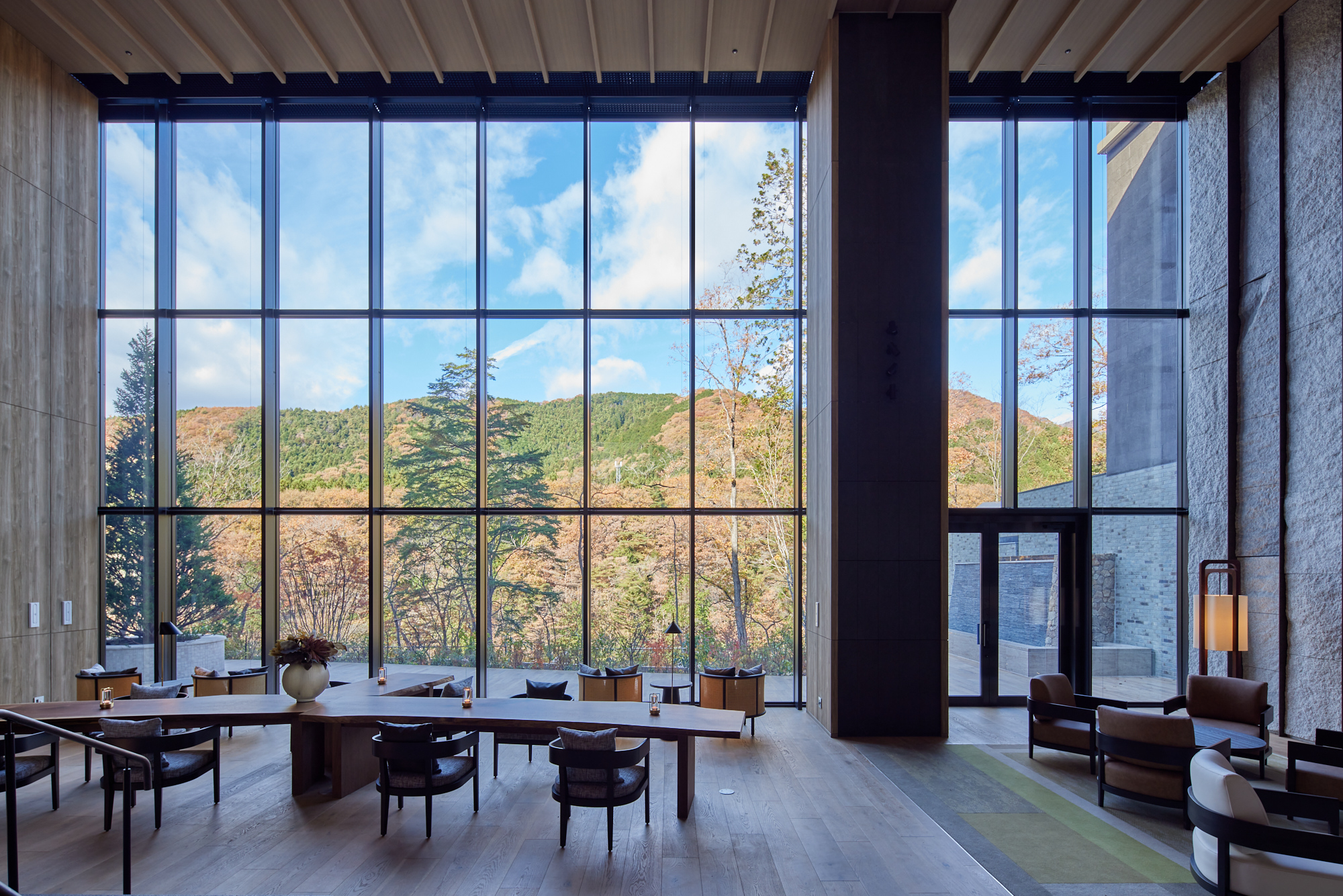 VIALA鬼怒川渓翠フロントエントランス