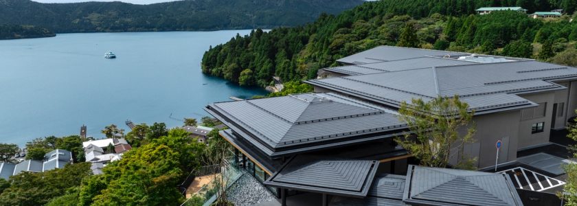 「VIALA箱根湖悠」本館外観