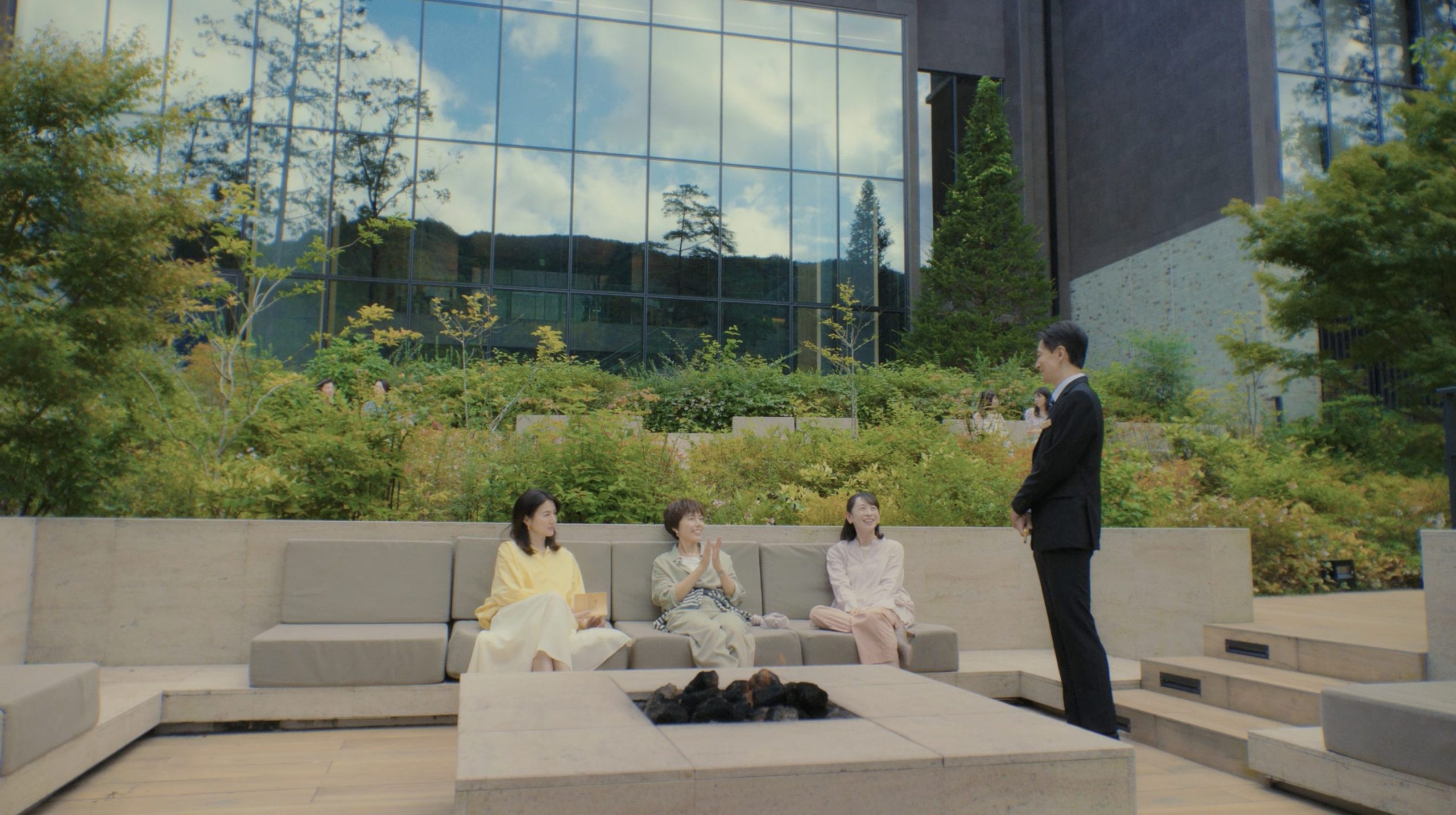 肩書きも日頃の役割もしばらく忘れて、無邪気にともだち同士の時間を楽しむ大切な時間